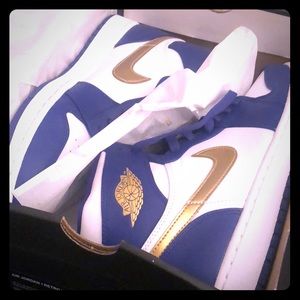 NEVER WORN! Air Jordan 1 Retro High